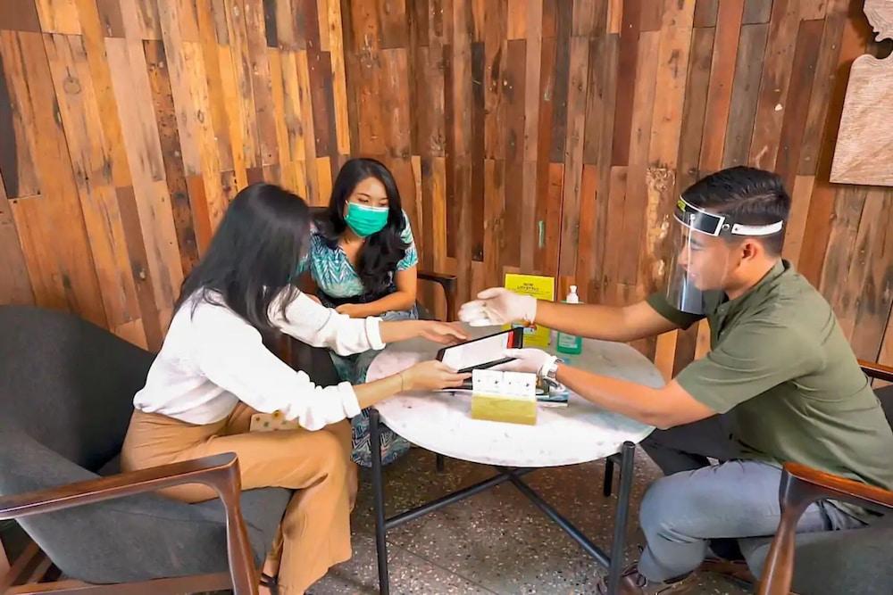 Artotel Haniman Ubud Exteriör bild